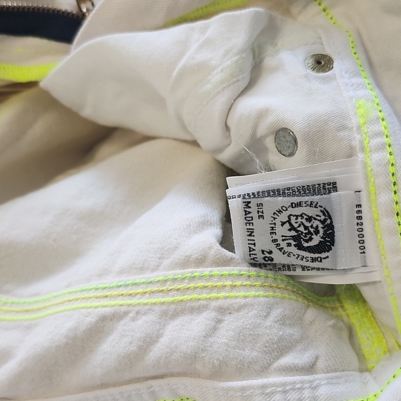 DIESEL Jeans NWT - Picture 3 of 9